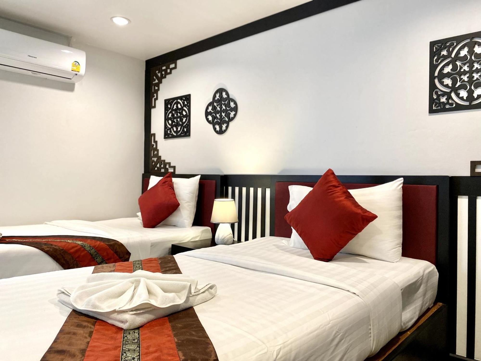 Sunray Beach Hotel Patong Exterior foto